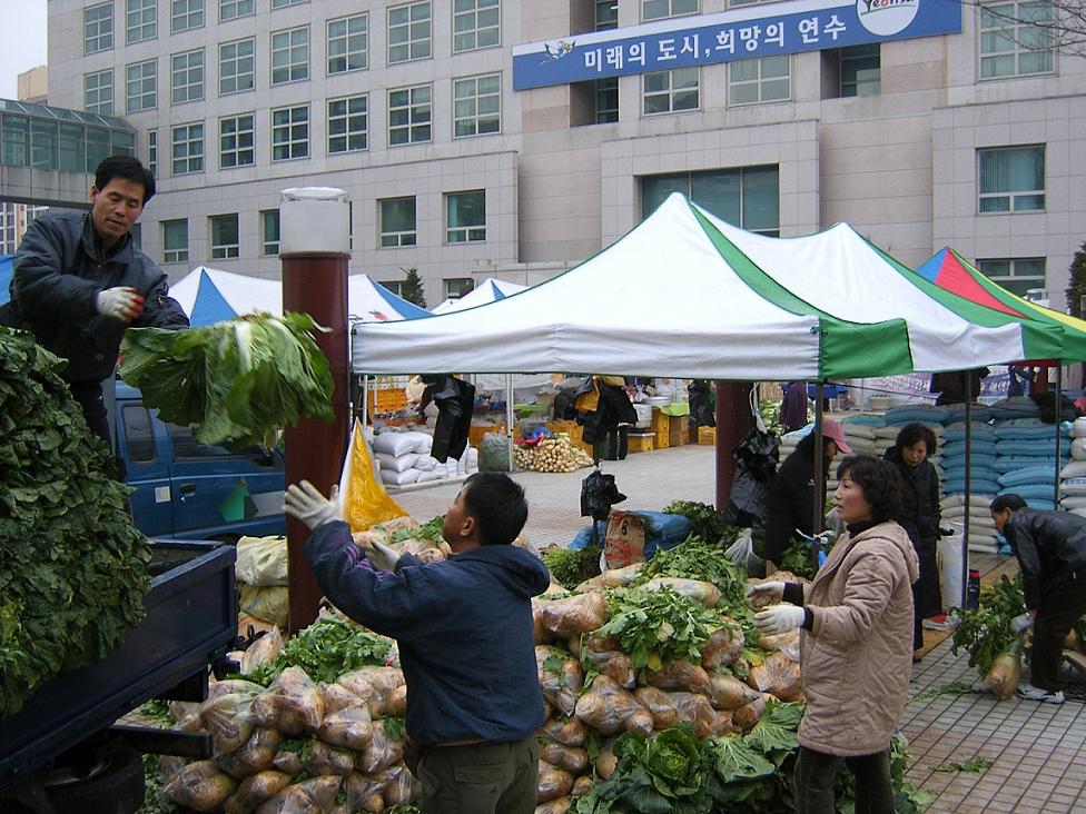 오는 22, 23일 이틀간 농수산물 직거래장터 개장의 1번째 이미지