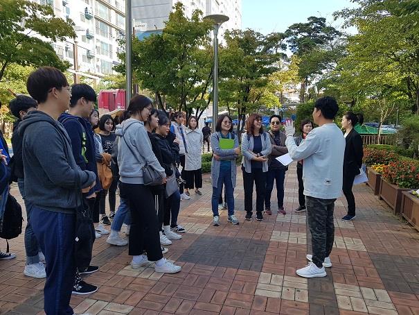 송도1동 V-sky캐슬 활동 행복한 지역공동체캠페인 벽화 그리기 활동의 1번째 이미지