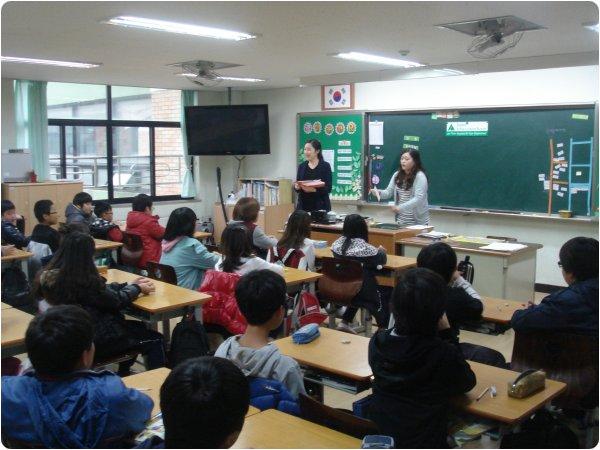 연수구자원봉사센터 청소년 경제교육 전문 비영리단체 J.A.K(junior.achievement.korea) 축현초등학교 경제교육 실시의 2번째 이미지